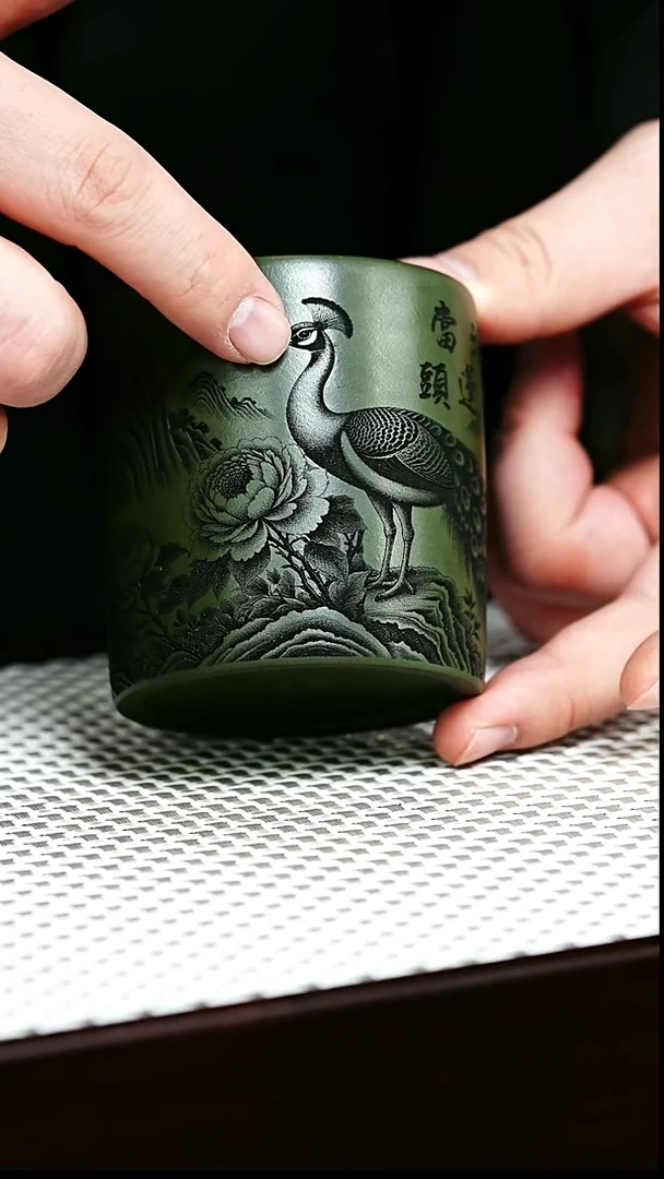 茶壶紫砂宜兴紫砂 孔雀主人杯 绿泥 h583