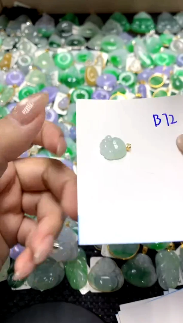 【闪购商品】翡翠颈饰18K金镶嵌11111111111111111