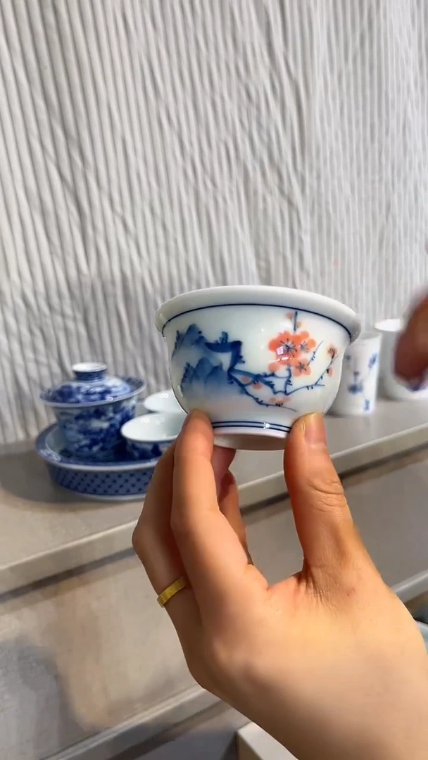 景德镇高温瓷梅花小压手