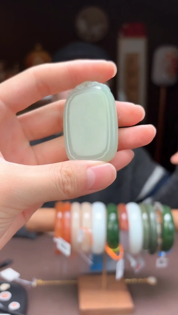 【闪购商品】和田玉SE6无事牌未镶嵌-