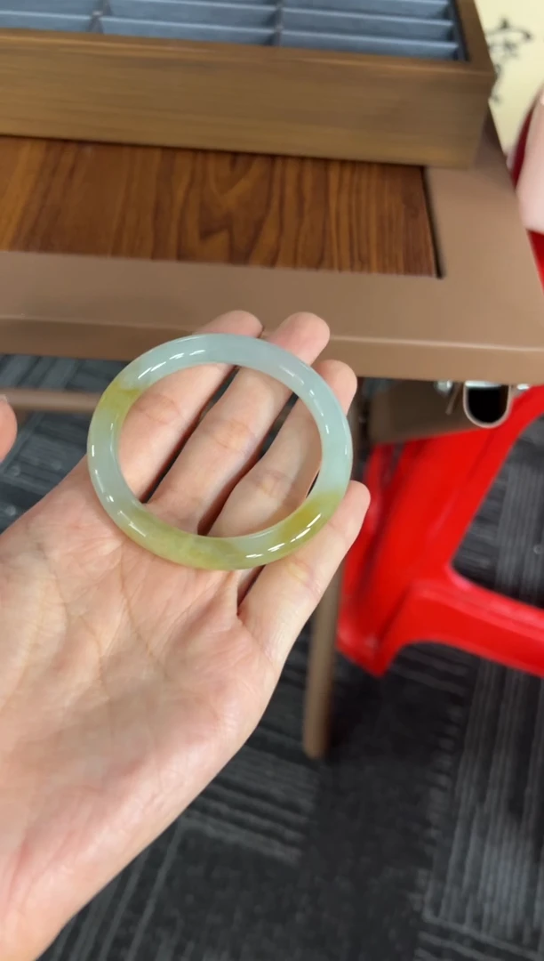 翡翠手镯未镶嵌25号51.1*8*7.6