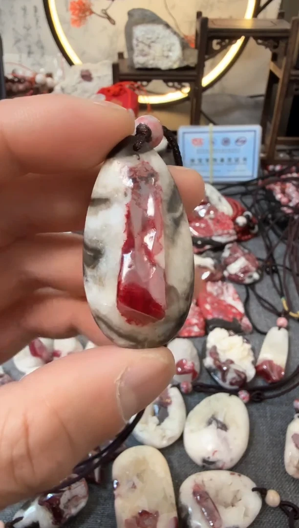 【闪购商品】天然辰砂大晶砂随行吊坠1