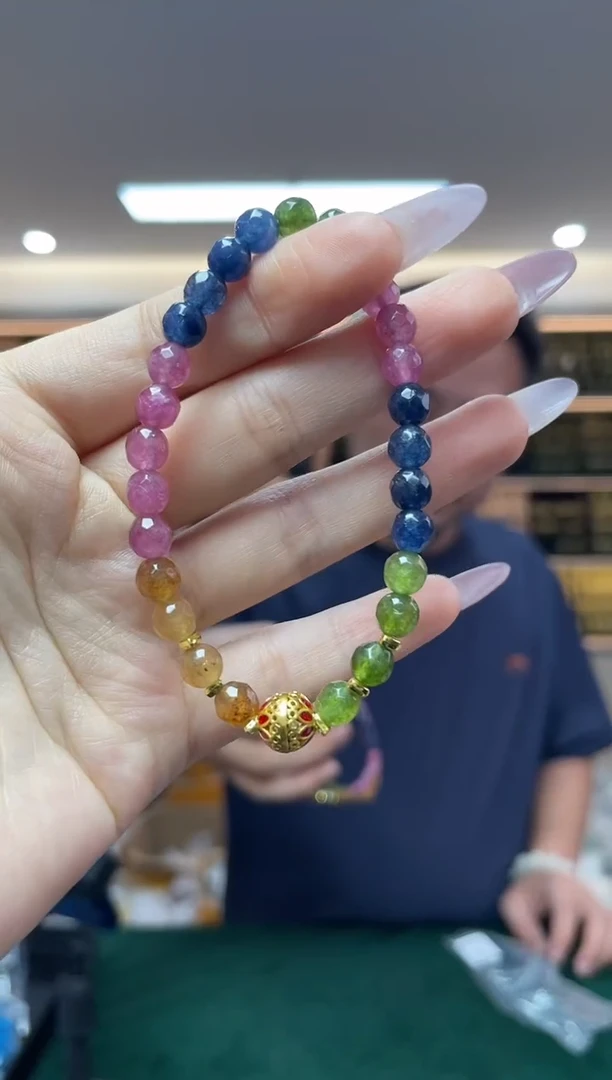 ·未镶嵌碧玺多样性发一件