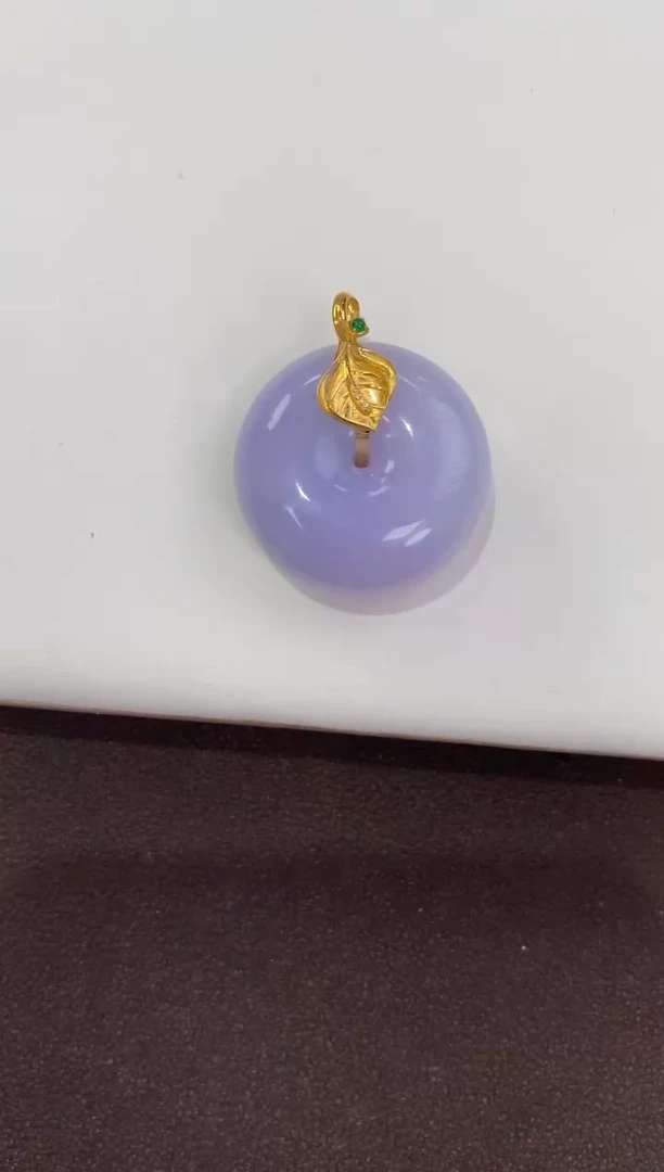 颈饰18K金镶嵌翡翠天然缅甸a货翡翠