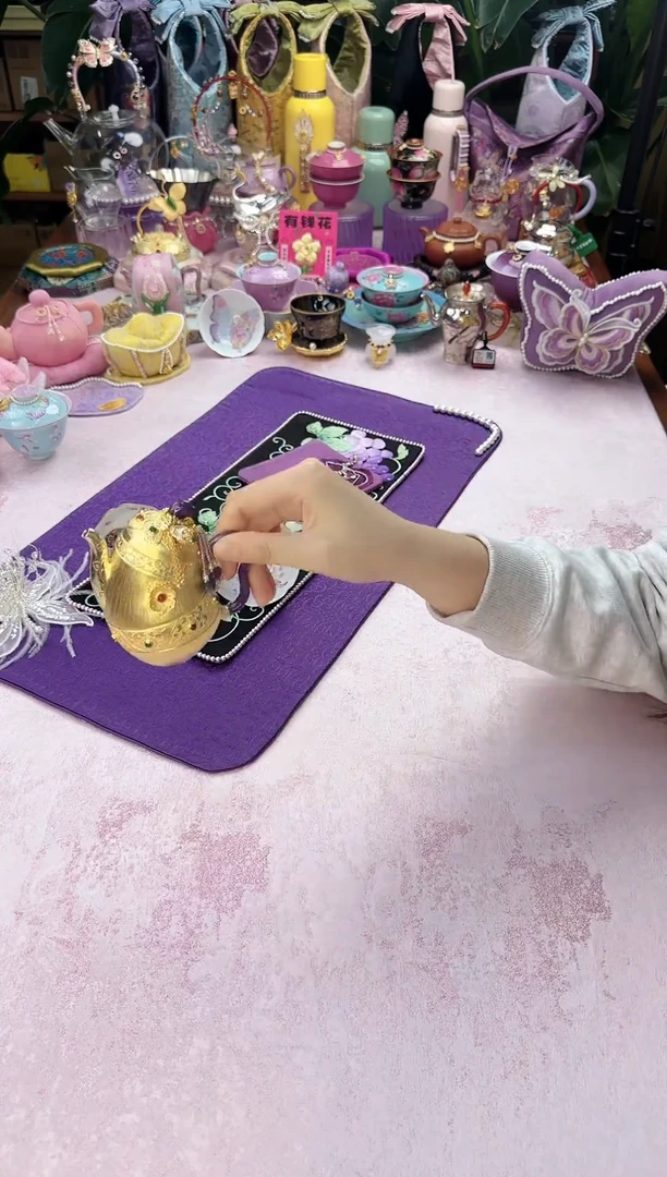 126 呆坐金豆豆银壶