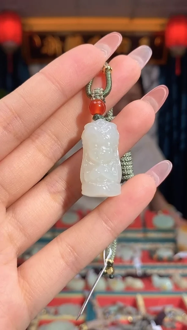 和田玉未镶嵌挂件扎吉娘娘