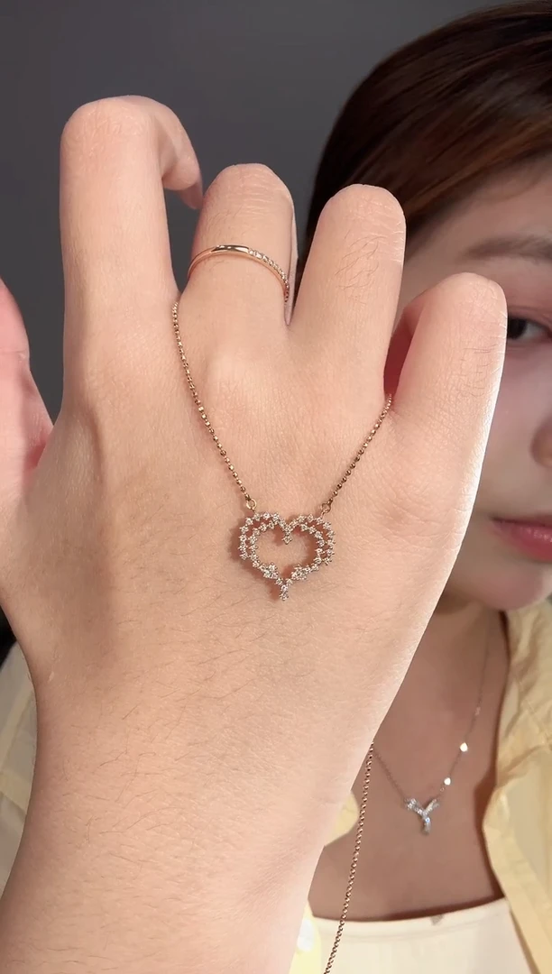 18K金镶嵌耳饰钻石3.29g