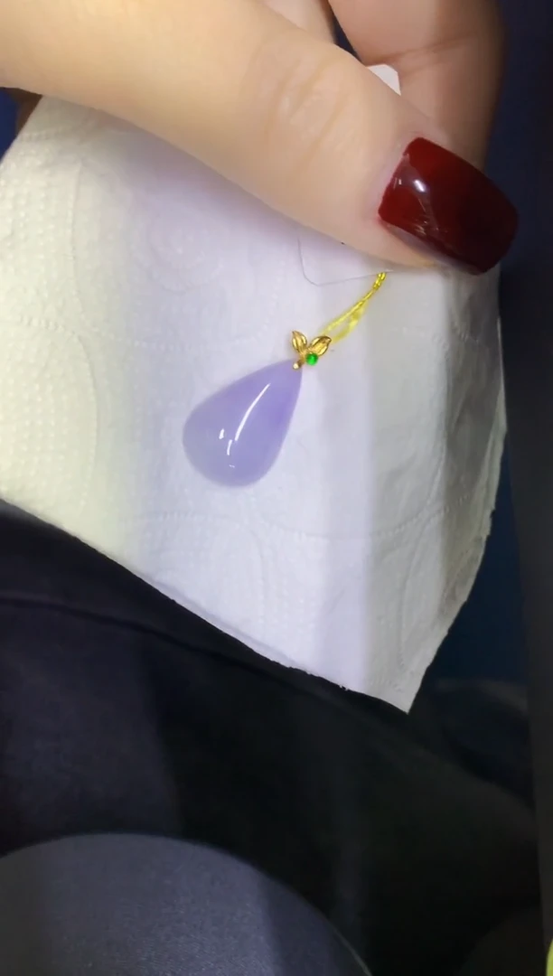 颈饰18K金镶嵌翡翠缅甸天然翡翠A货