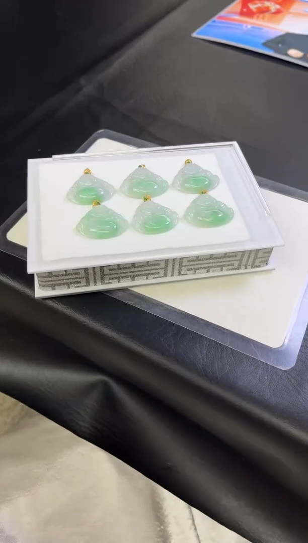 颈饰18K金镶嵌翡翠T128多样性发一件/配绳子