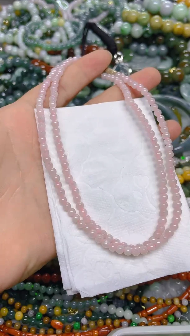 颈饰未镶嵌翡翠4MM