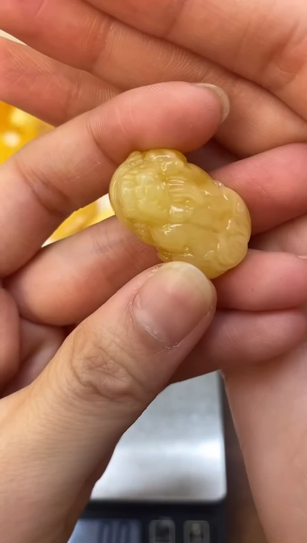 裸石琥珀未镶嵌天然琥珀蜜蜡