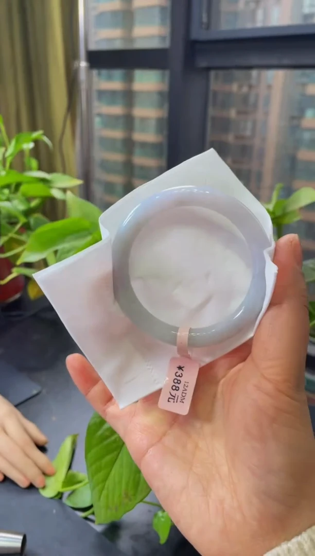【闪购商品】翡翠手镯未镶嵌手镯05