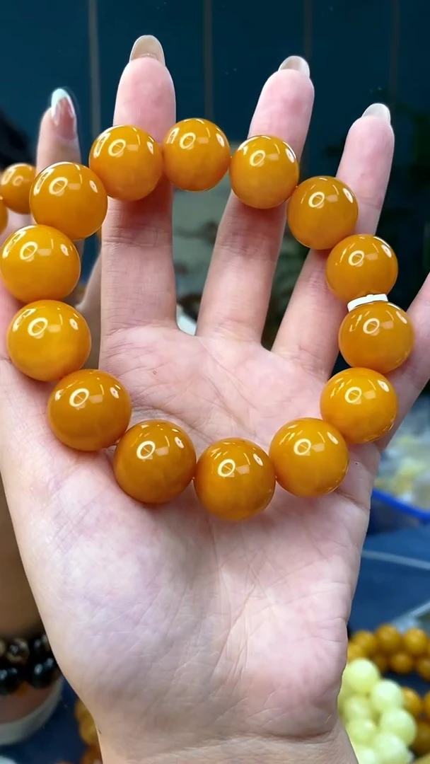 裸石琥珀未镶嵌12/3多样性发其一114