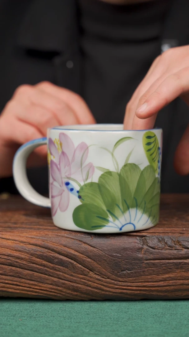 【闪购商品】瓷片70寻一缕瓷香杯釉下手工手绘瓷器