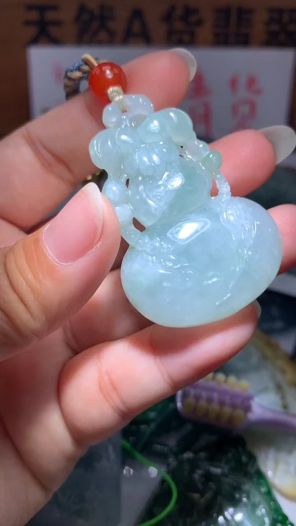 【闪购商品】翡翠颈饰未镶嵌保真天然A货翡翠