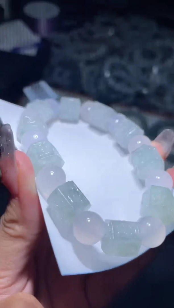 定制翡翠未镶嵌天然缅甸A货翡翠手串1