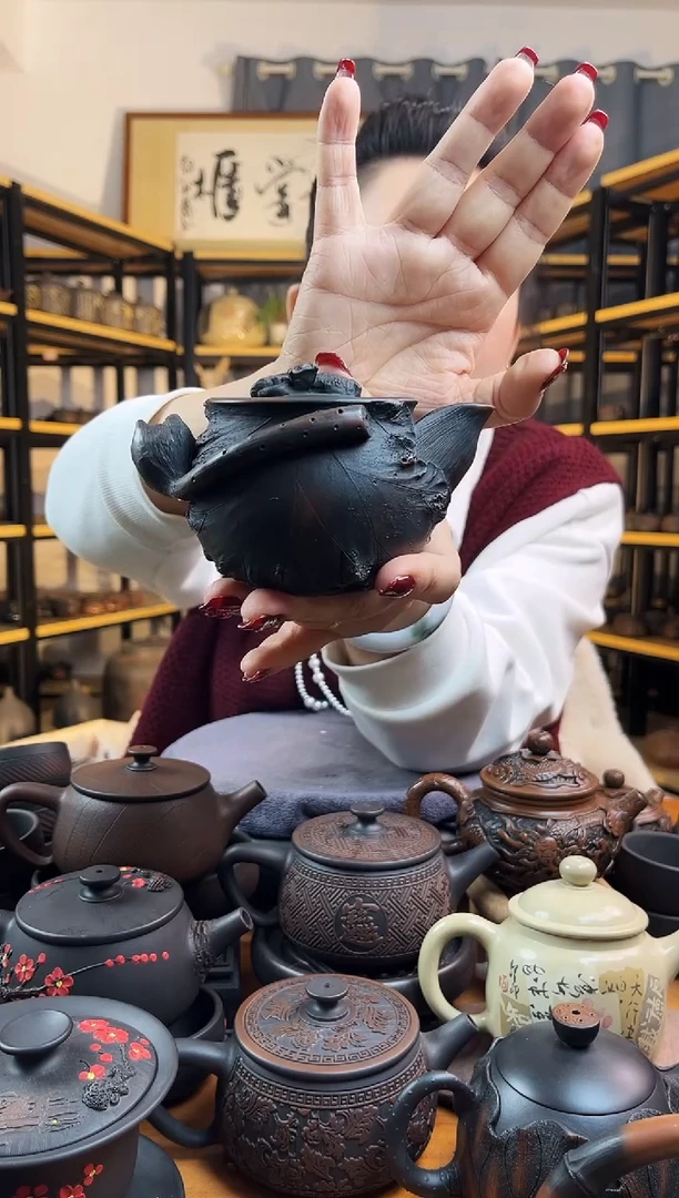 【闪购商品】壶根艺手抓壶  金鱼顶