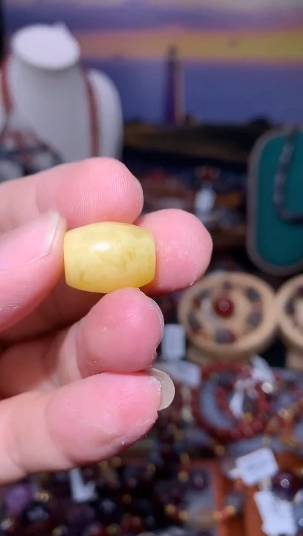 裸石蜜蜡未镶嵌蜜蜡桶珠