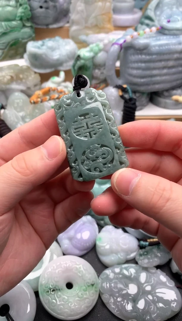 吊坠(不含链)未镶嵌翡翠1