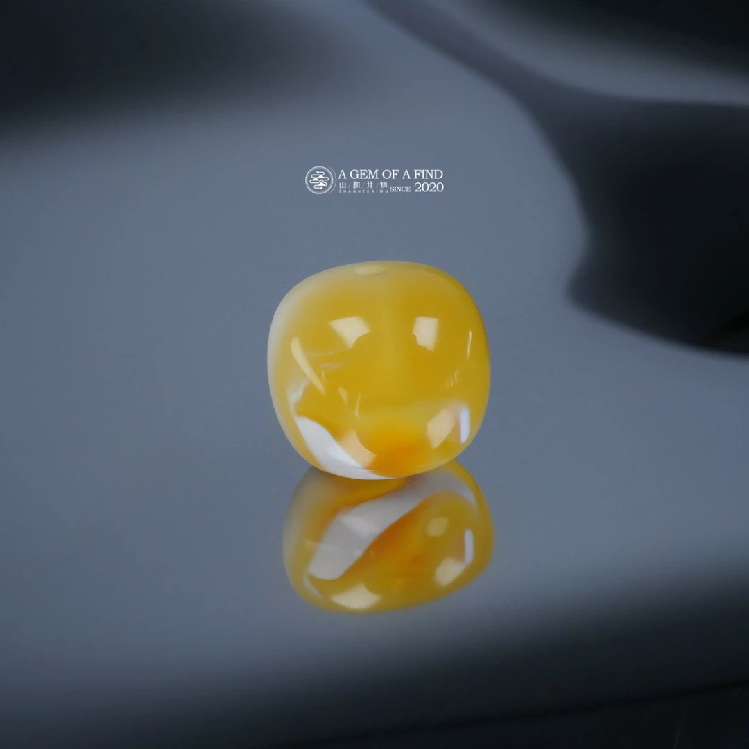 山和开物｜11mm金白溶洞妖花老型文玩配饰 天然琥珀蜜蜡 特惠