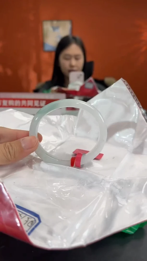 未镶嵌手镯（贵妃镯）翡翠6 57贵