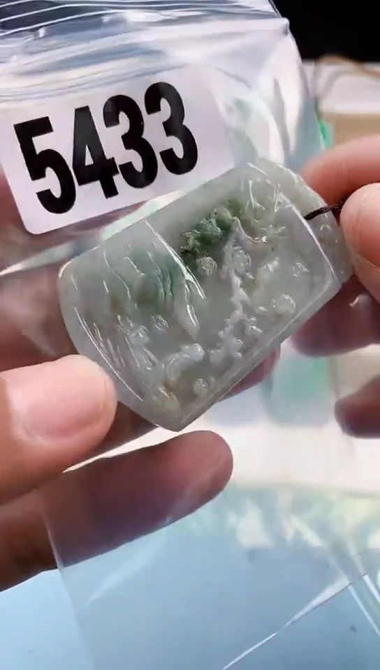 【闪购商品】翡翠挂件未镶嵌天然翡翠吊坠挂件