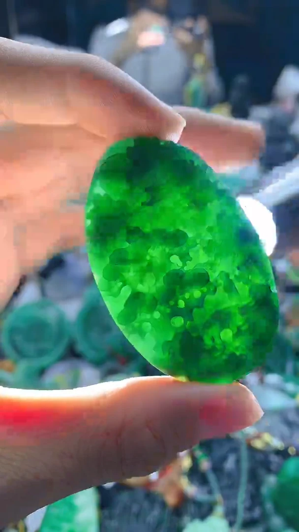 颈饰未镶嵌翡翠天然缅甸a货翡翠