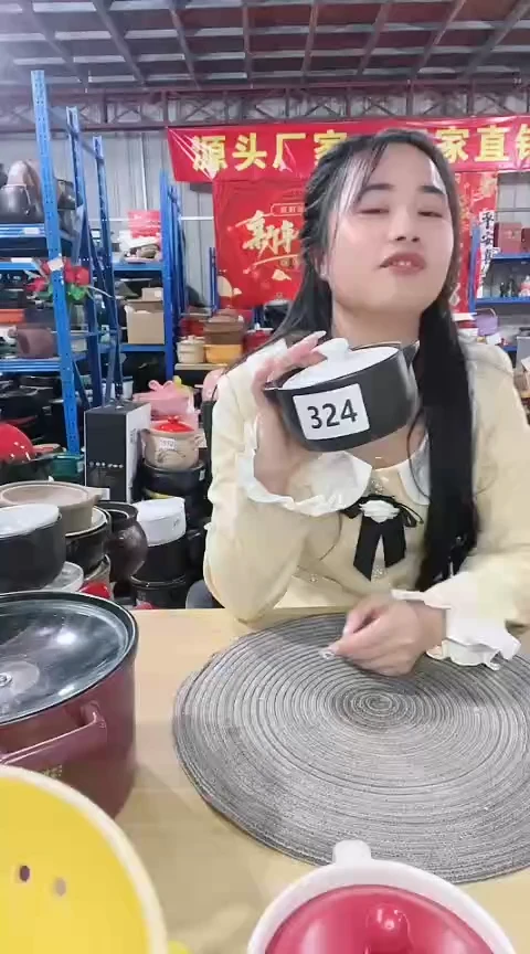 【闪购商品】324瑕疵迷你黑锅带盖不圆