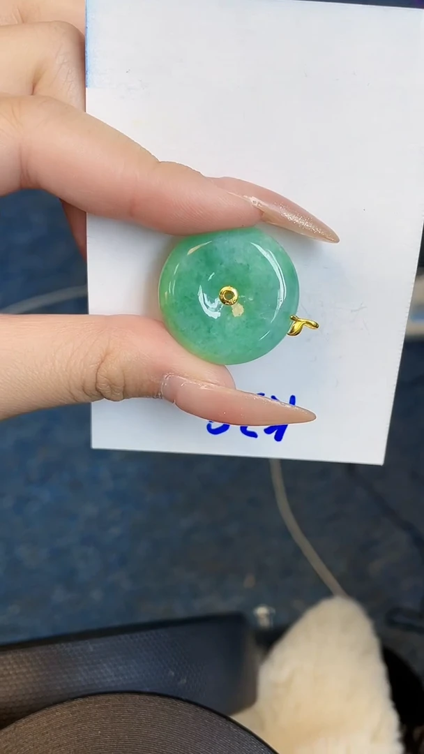 【闪购商品】翡翠颈饰18K金镶嵌00000000