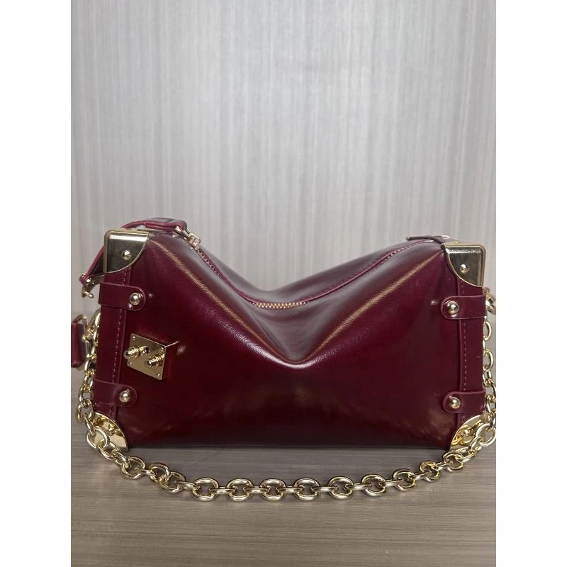 真皮女包时尚百搭漆皮亮面腋下手提 V 软盒子 红色  0356