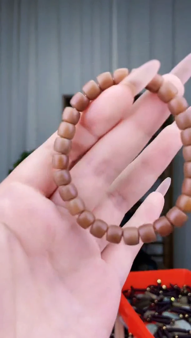 和田玉未镶嵌挂件拍一发一，多样性发货！