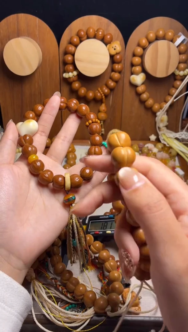 手串猴头核桃a**n全品原皮泡芙素手持