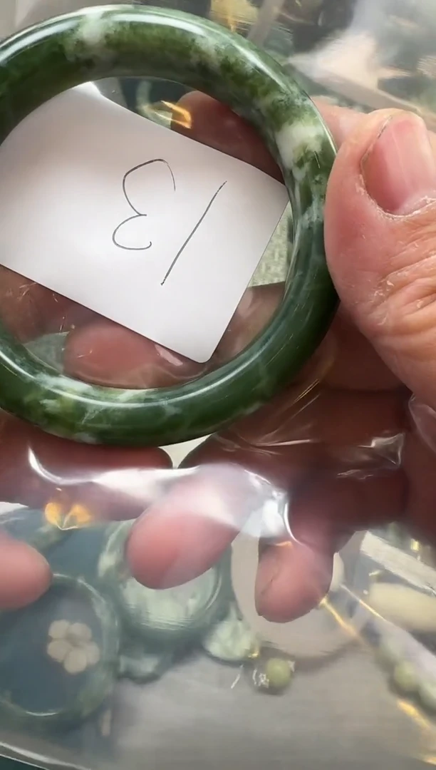 【闪购商品】岫玉手镯未镶嵌60圈口13