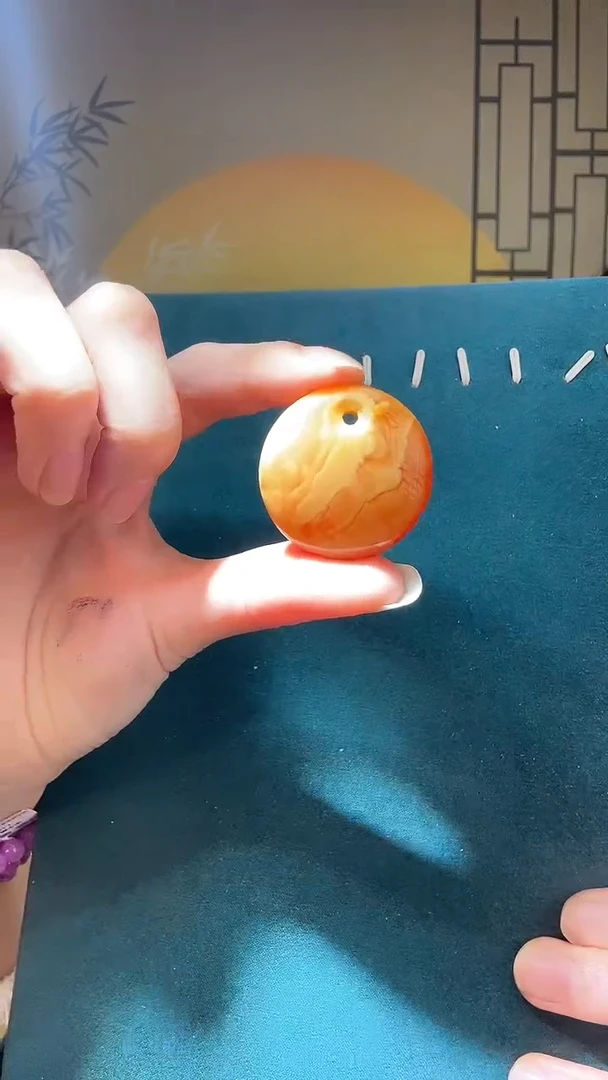 【闪购商品】琥珀裸石未镶嵌A0478天然蜜蜡素绳