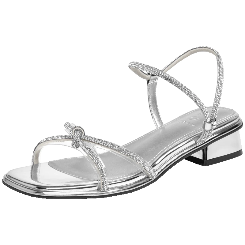 低调的NB的大牌女鞋