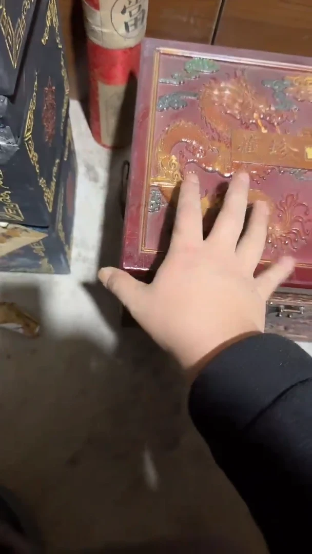 木       超大红箱子（空箱子）