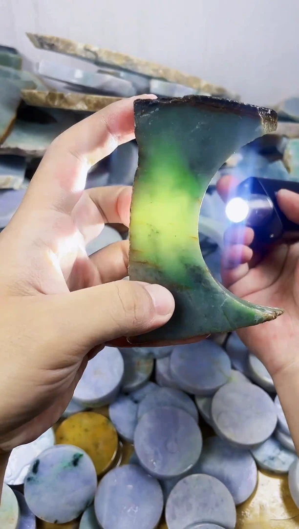 颈饰未镶嵌翡翠精品缅甸啊货翡翠时尚大优惠 1