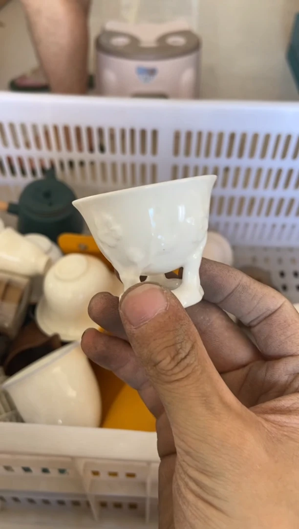 杯摄影的产品有使用过的痕迹有点脏介意勿拍