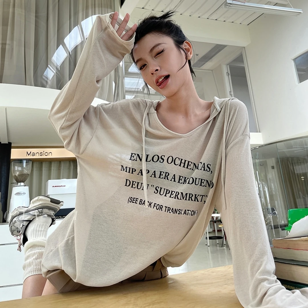 夏季爆款v领连帽防晒罩衫女宽松中长款字母印花长袖薄款上衣