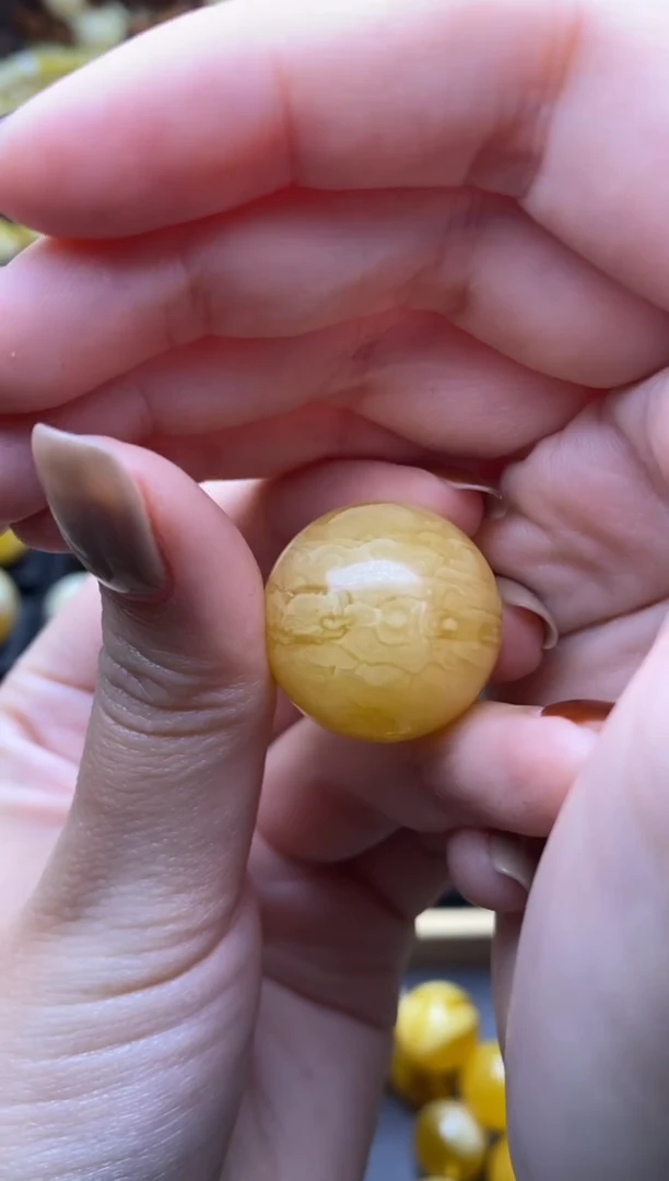 【闪购商品】琥珀裸石未镶嵌 大小姐珠宝严选65