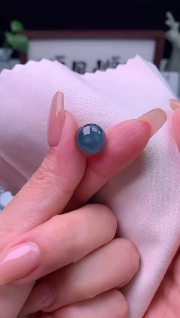 翡翠未镶嵌颈饰0147321021