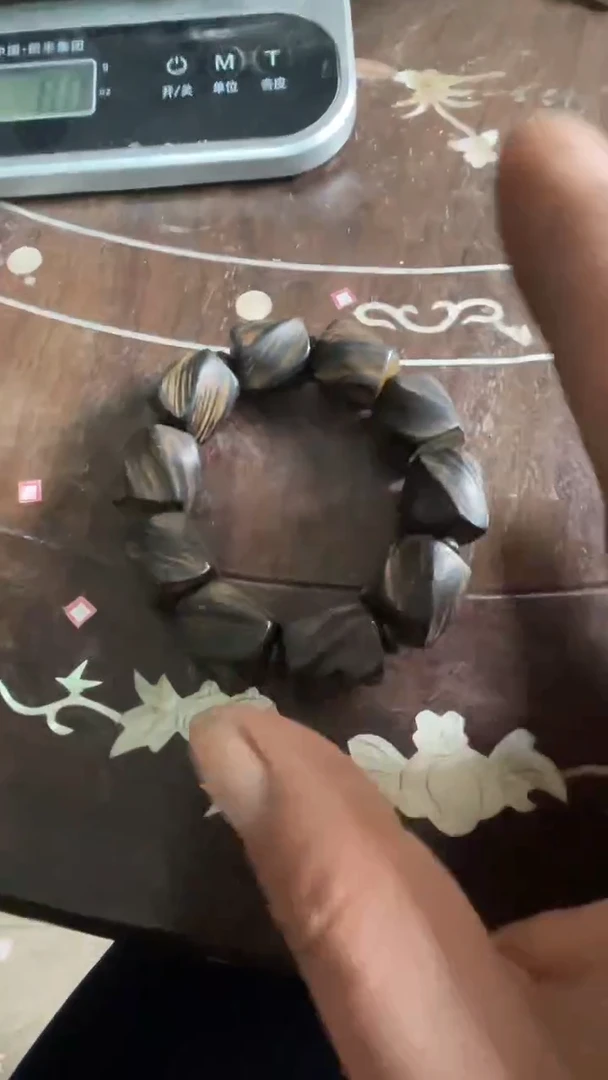 【闪购商品】木木雕欢迎大家来到我家。