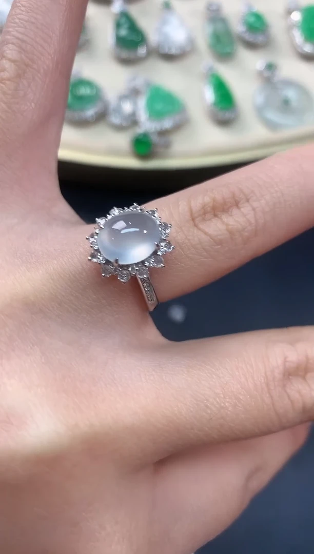 【闪购商品】翡翠戒指18K金镶嵌戒指A11|9800