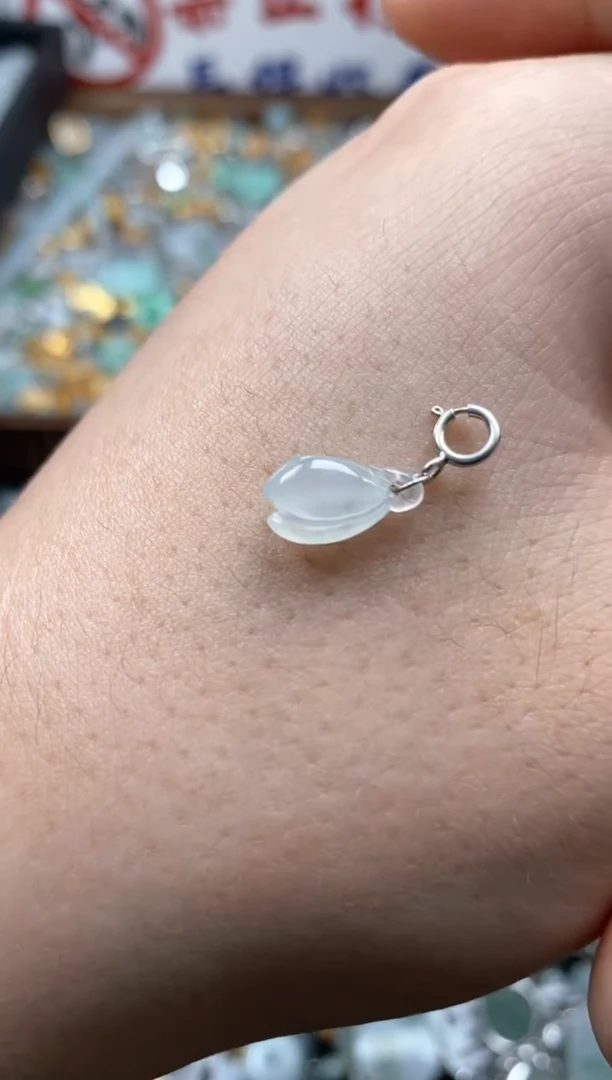 【闪购商品】翡翠颈饰未镶嵌哥哥