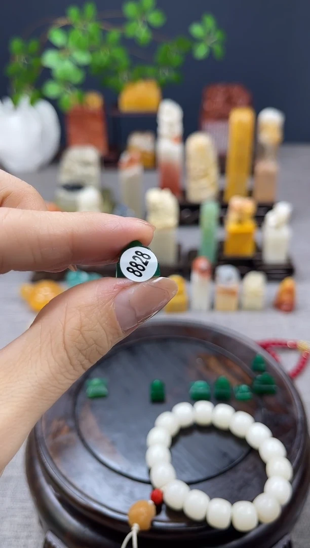 【闪购商品】昌化石印石8828