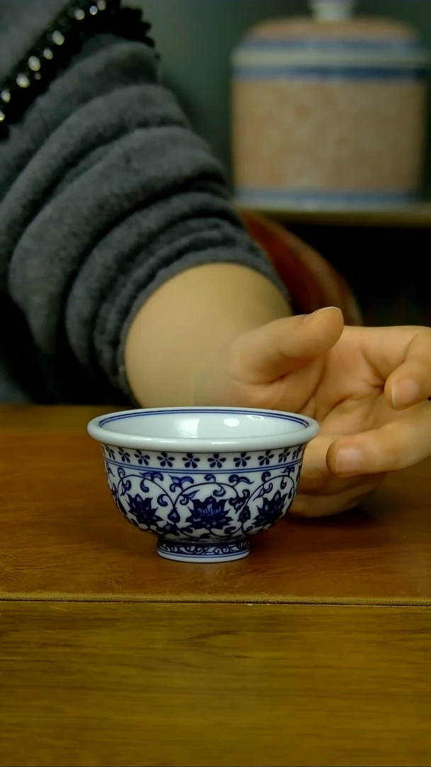 【闪购商品】陶瓷缠枝莲小压手（8朵花）  *3