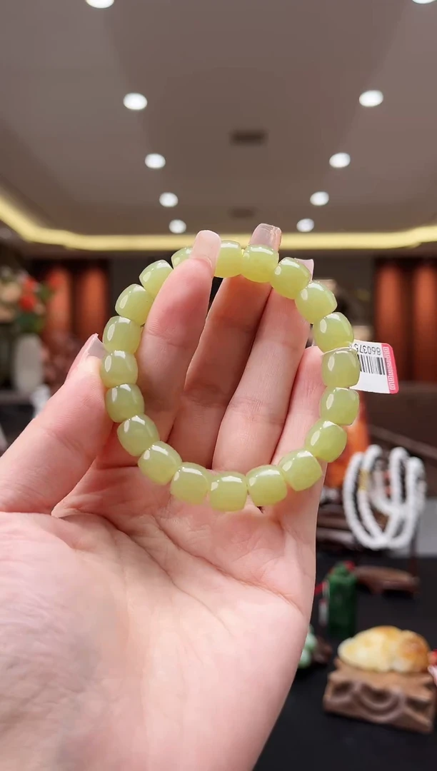 未镶嵌和田玉挂件hk