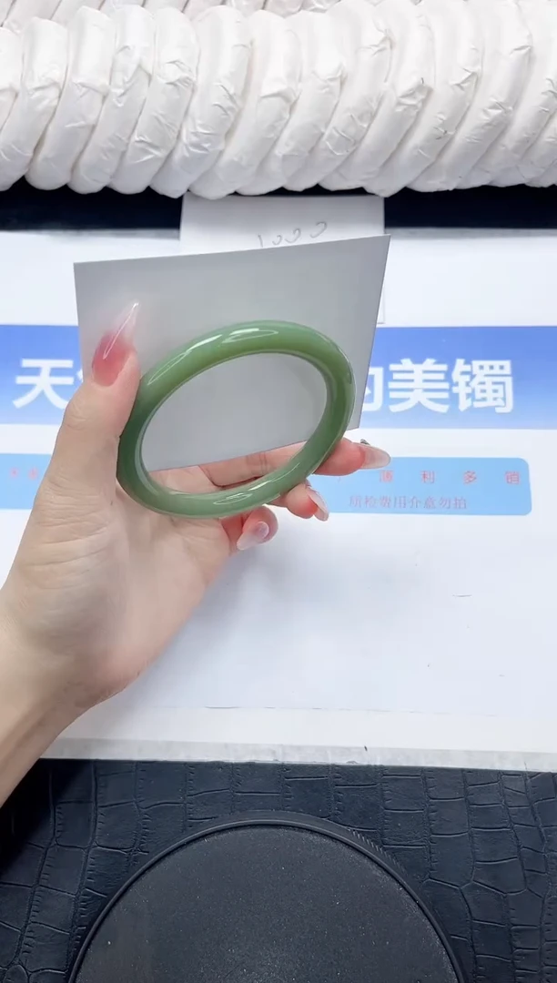 未镶嵌手镯石英质玉45-58