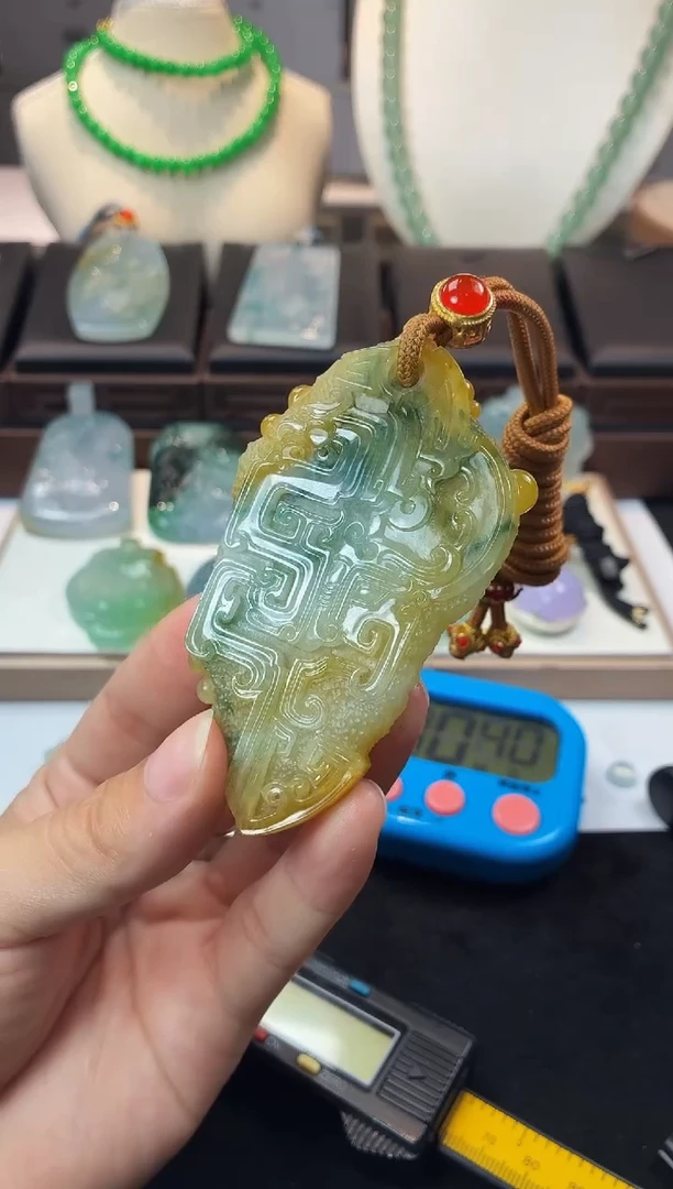 未镶嵌定制翡翠活****～毛货不退不换