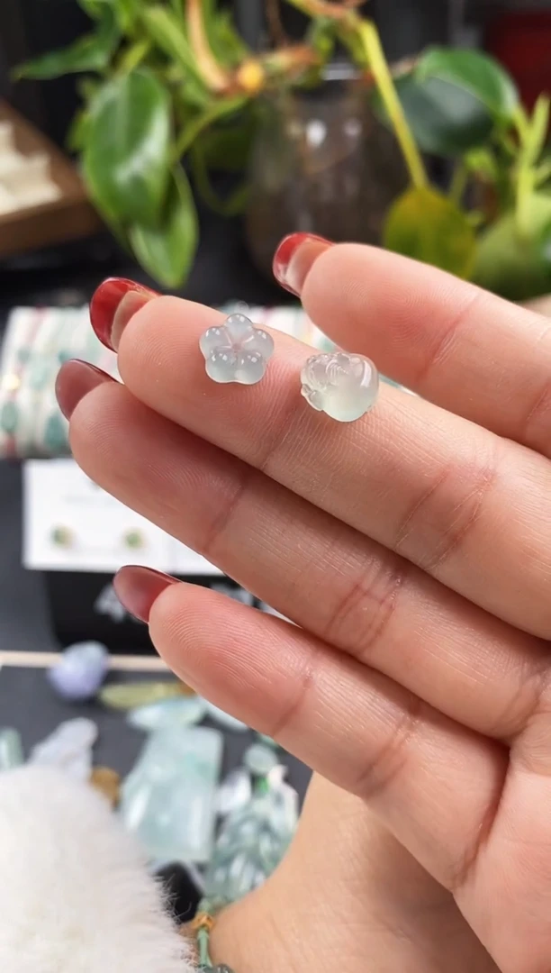 【闪购商品】翡翠戒指未镶嵌金蟾小花